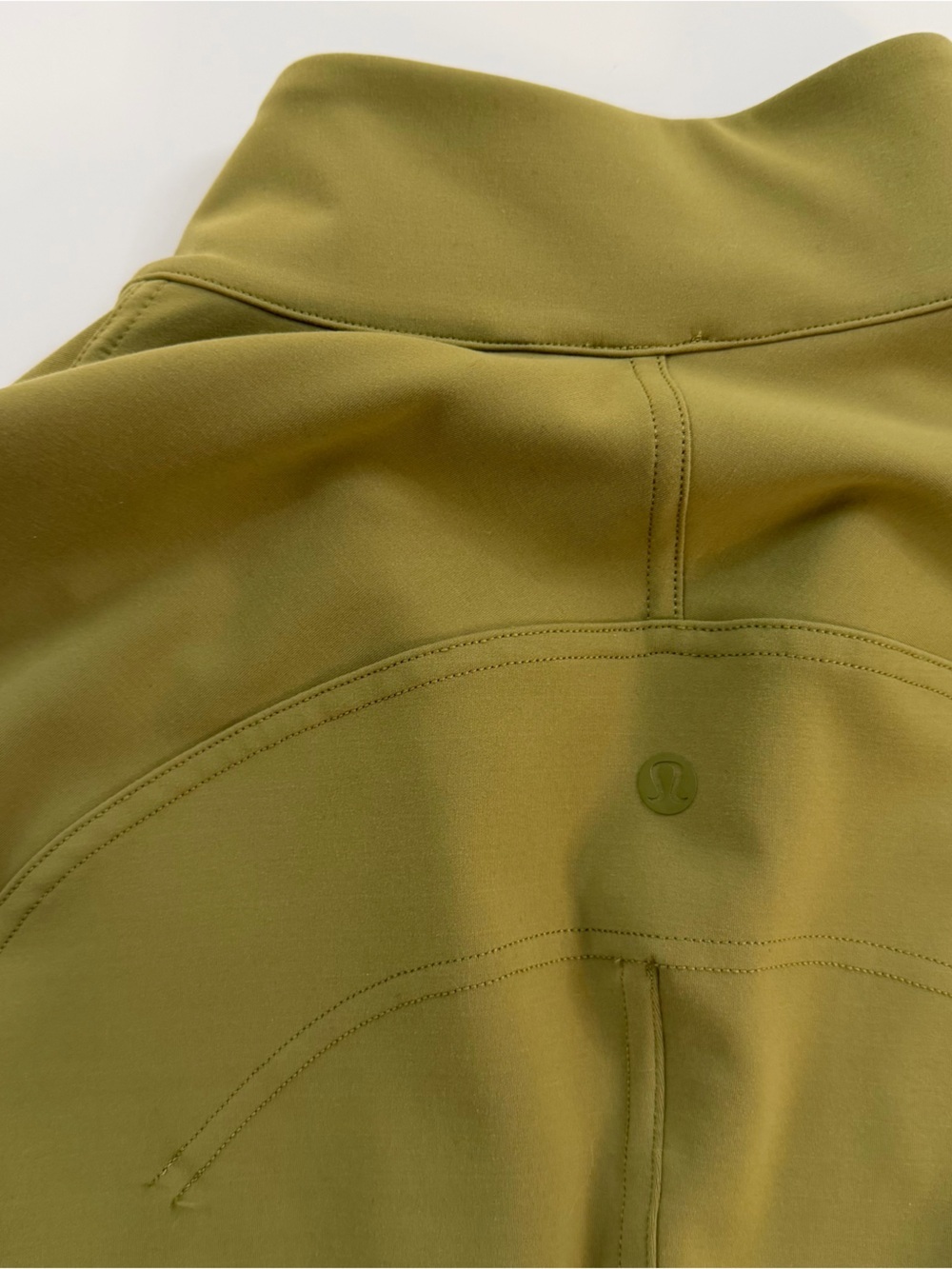 Lululemon Jacket Womens 8 InStill Bronze Green Full Zip Fitted - Picture 6 of 8
